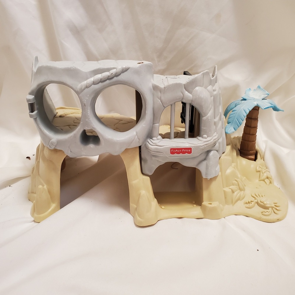 Vintage Fisher Price Castle Island 77042 1995 Mattel Toy Jail Skull Cave Playset